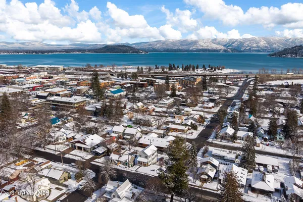 $750,000 | 231 South 4th Avenue, Sandpoint, ID 83864