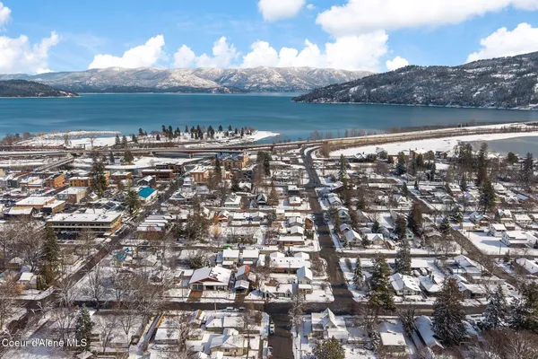 $750,000 | 231 South 4th Avenue, Sandpoint, ID 83864