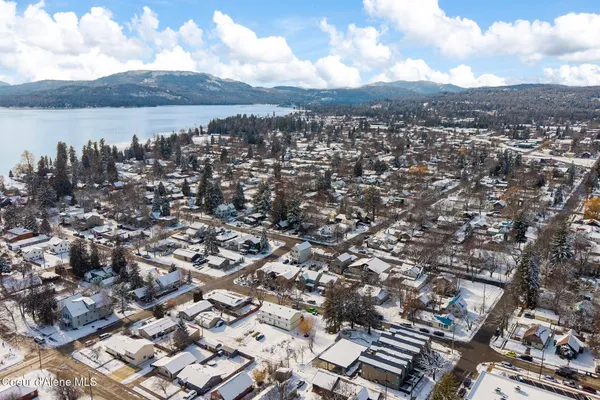 $750,000 | 231 South 4th Avenue, Sandpoint, ID 83864