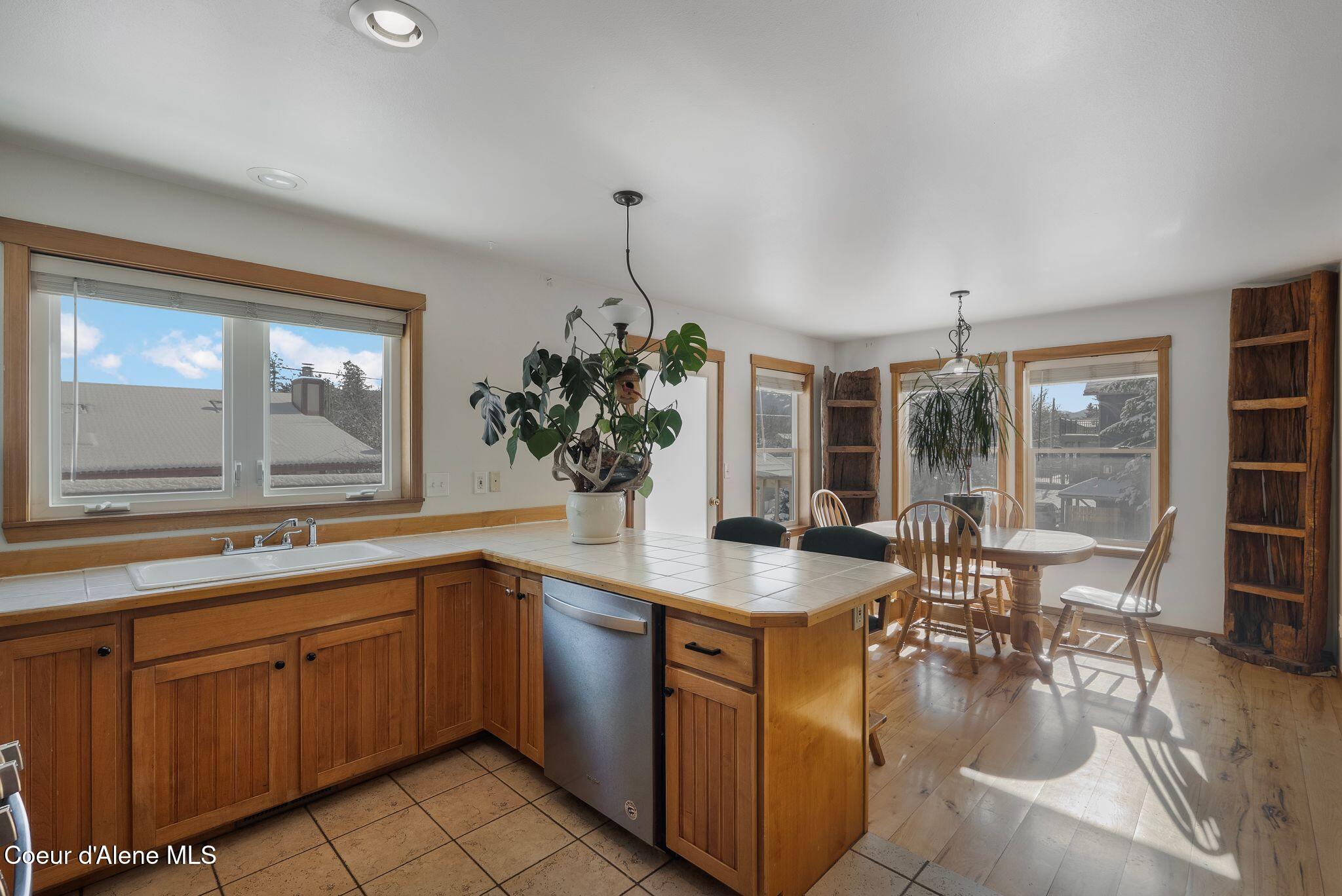231 South 4th Avenue Sandpoint, ID 83864 - Photo 10 of 50 9_DSC03566