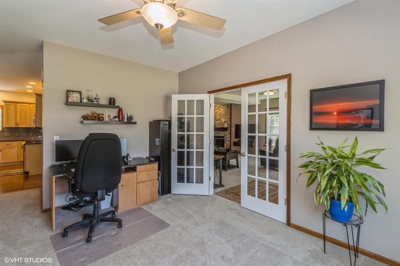 3050 Timber Creek Circle Riverside, IA 52327 - Photo 10 of 72 Gallery Image 10