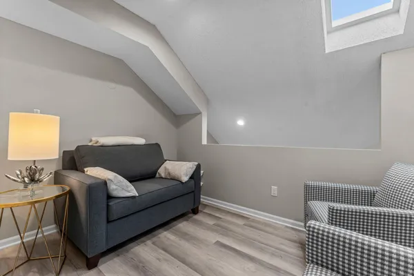 $435,000 | 7500 Edinborough Way, Unit 3308, Edina, MN 55435