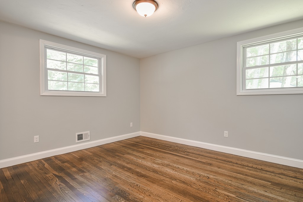 39 Lyman Road Framingham, MA 01701 - Photo 17 of 30 Gallery Image 17