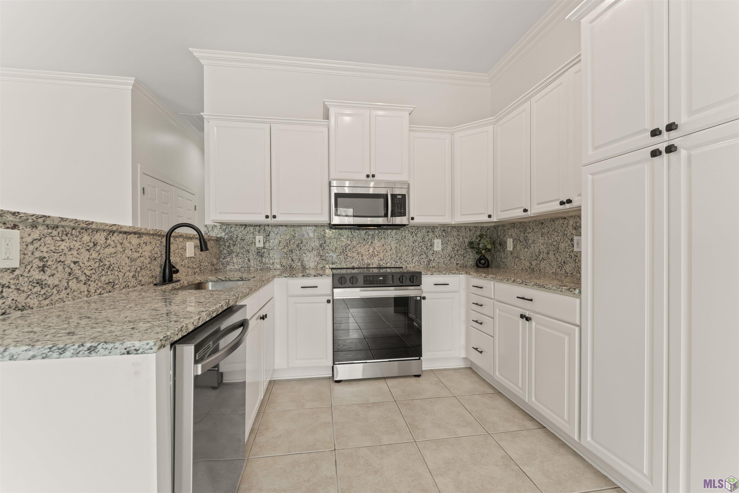 7062 Caddy Gonzales, LA 70737 - Photo 6 of 19