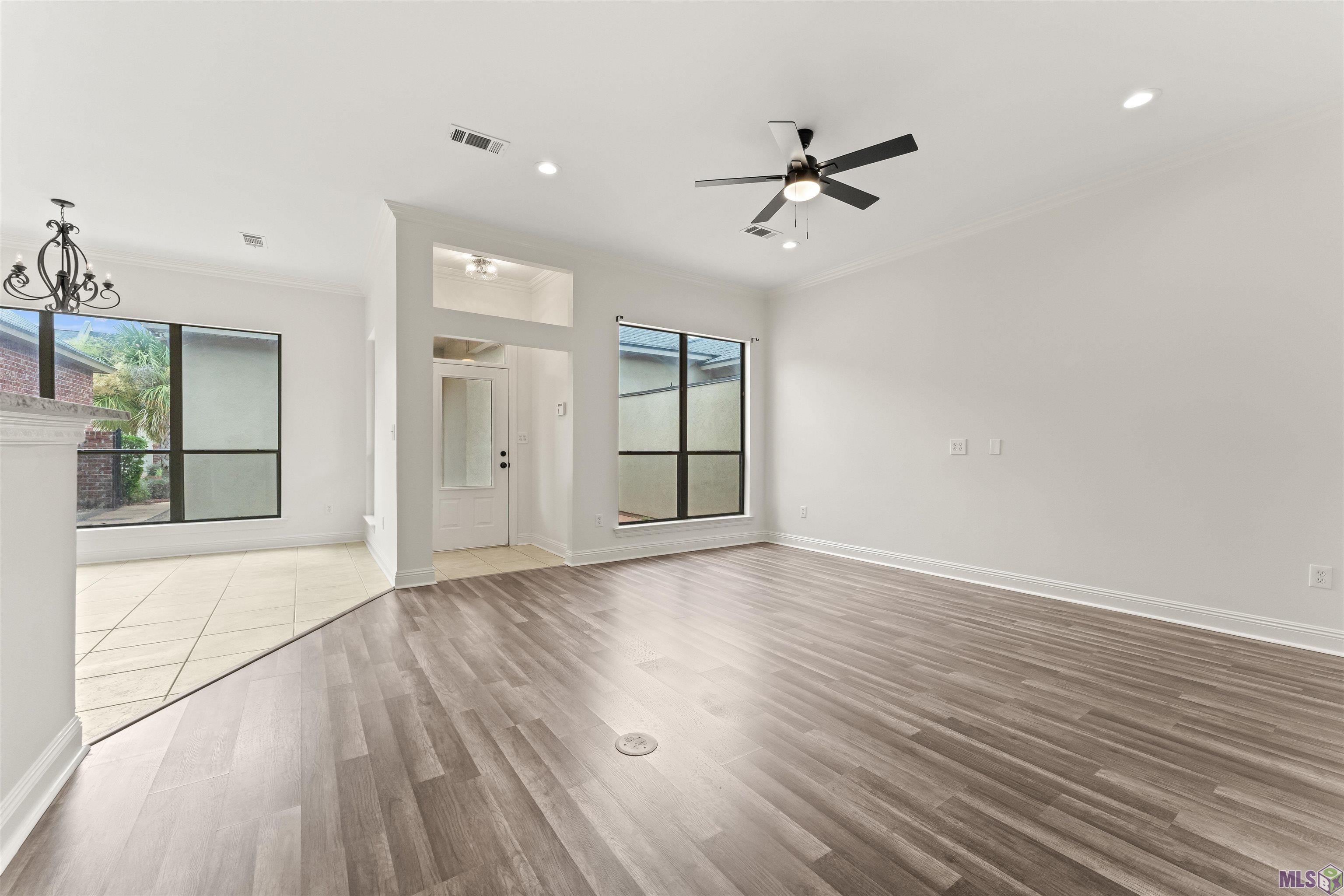7062 Caddy Gonzales, LA 70737 - Photo 7 of 19