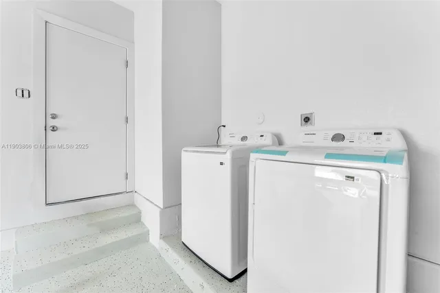 $589,999 | 210 Northwest 8th Avenue, Dania Beach, FL 33004