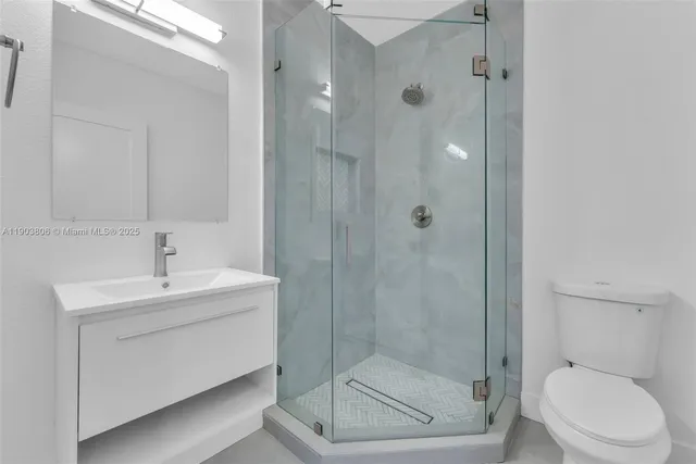 $589,999 | 210 Northwest 8th Avenue, Dania Beach, FL 33004