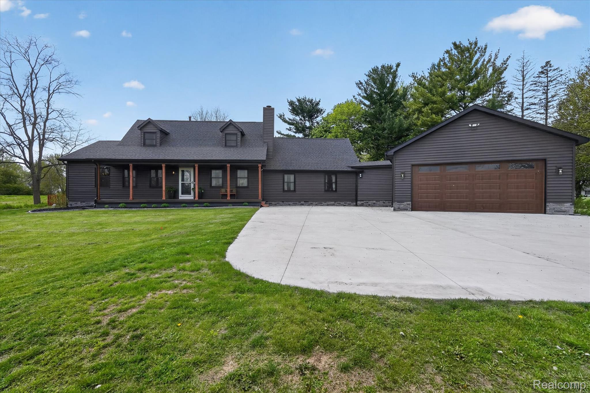 5640 North Fowlerville Road Fowlerville, MI 48836 - Photo 2 of 48