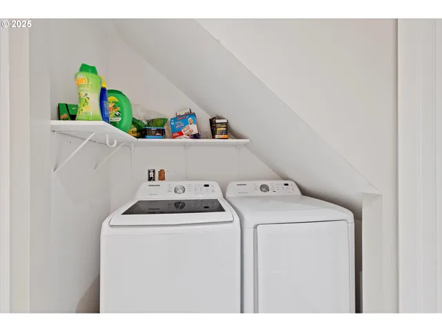 $599,000 | 1903 Orchard Drive, Newberg, OR 97132