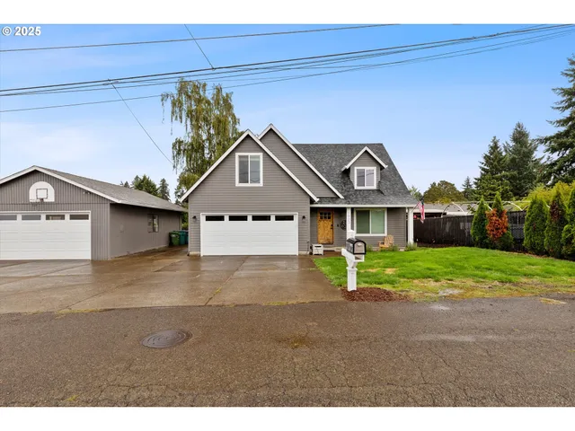 $599,000 | 1903 Orchard Drive, Newberg, OR 97132