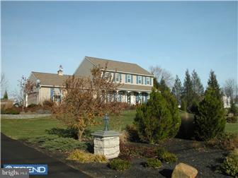 702 Ewing Road Cochranville, PA 19330 - Photo 2 of 12 Exterior Front