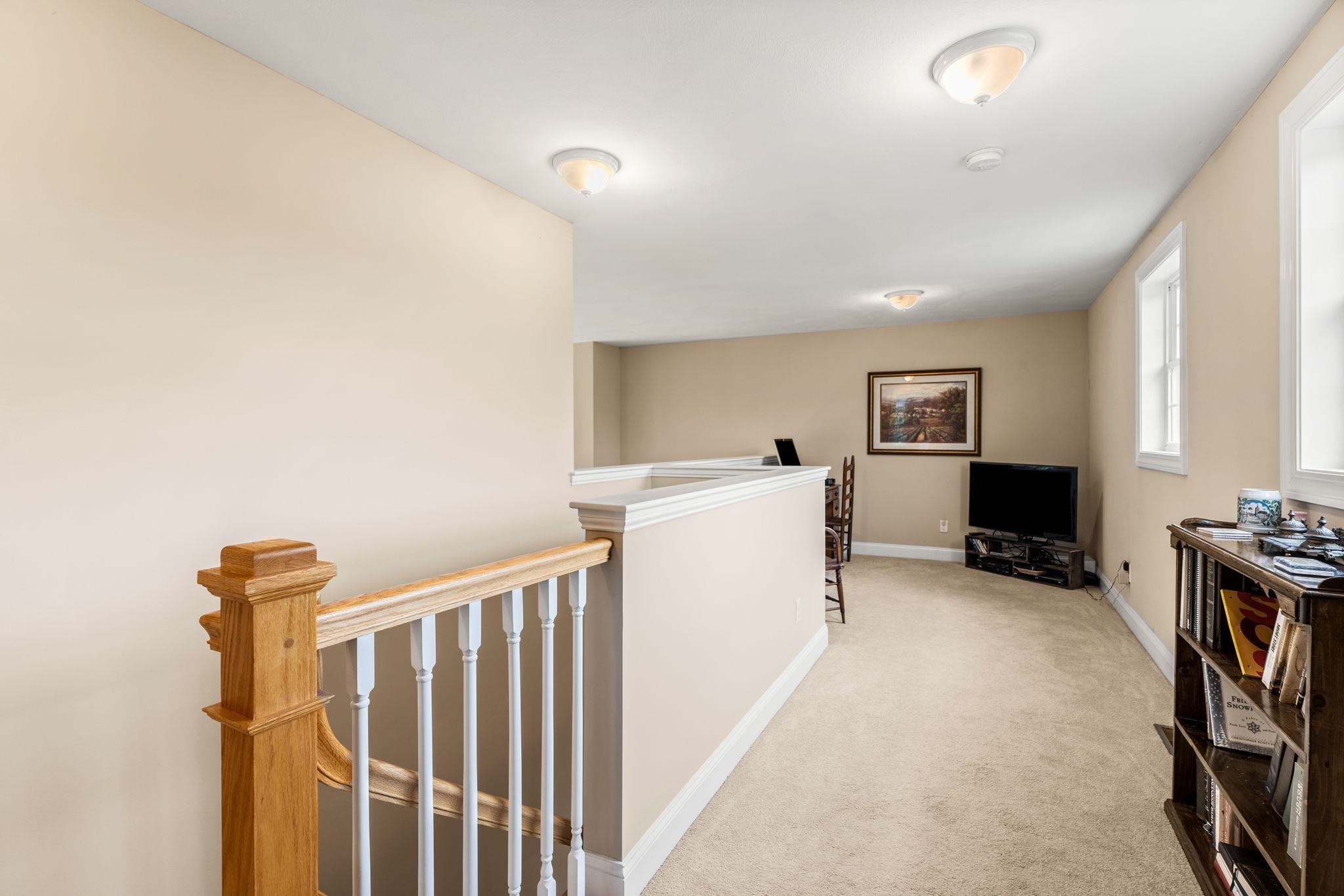 52 Hunter Mill Way Londonderry, NH 03053 - Photo 21 of 36