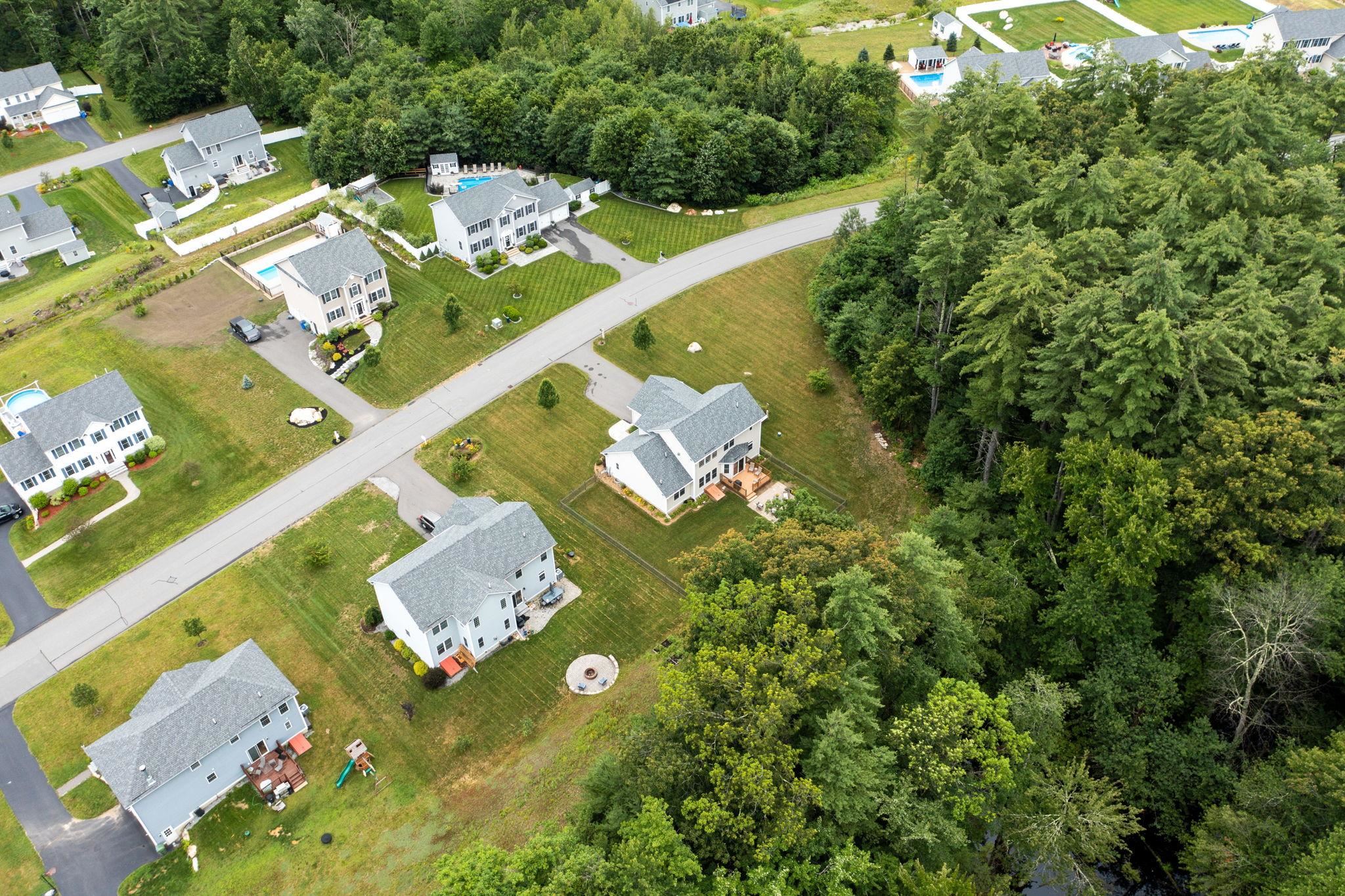 52 Hunter Mill Way Londonderry, NH 03053 - Photo 36 of 36