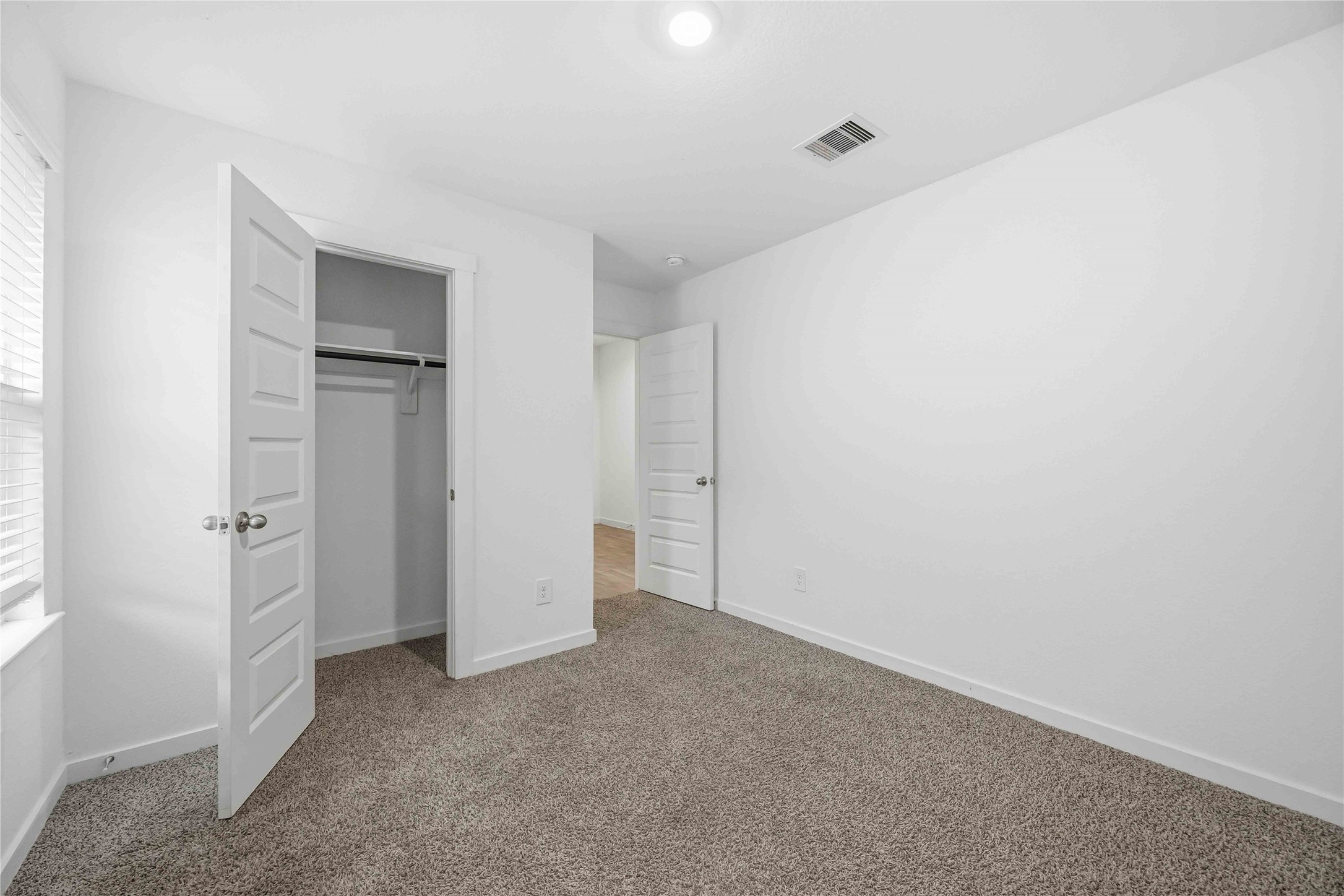 31627 Featherstone Trail Fulshear, TX 77441 - Photo 21 of 29 a view of an empty room