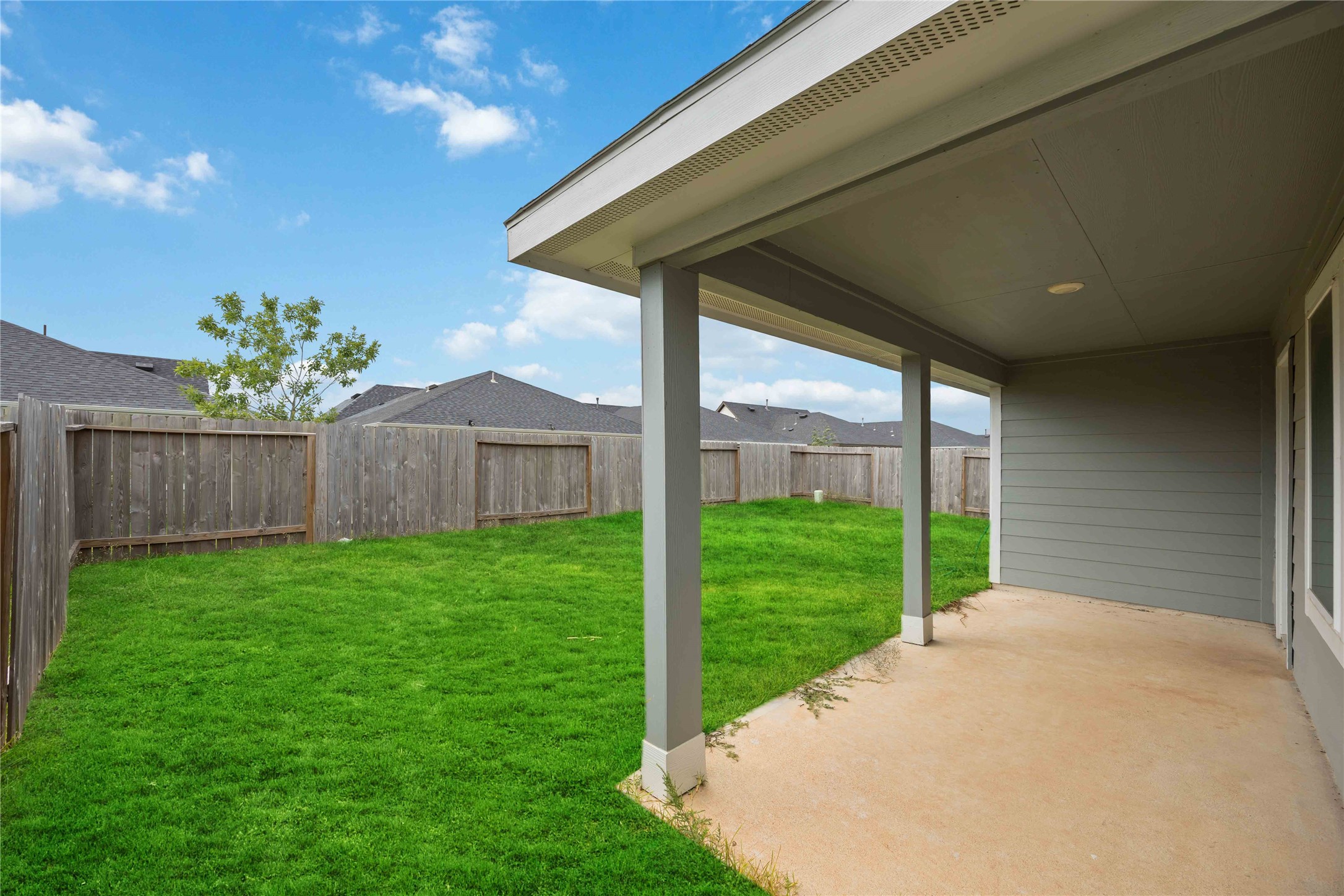 31627 Featherstone Trail Fulshear, TX 77441 - Photo 26 of 29 a view of a house with backyard