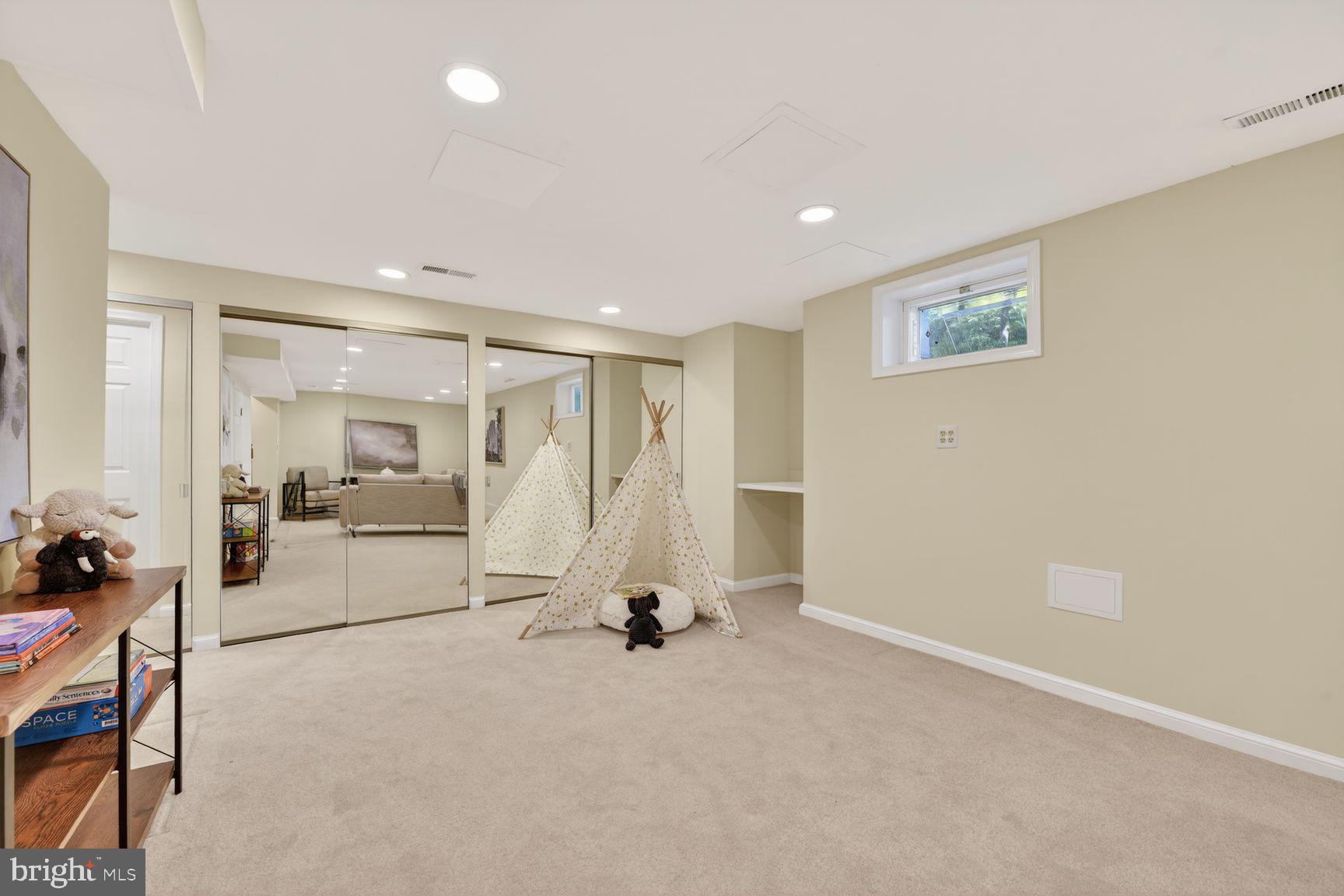 1579 Regatta Lane Reston, VA 20194 - Photo 36 of 50