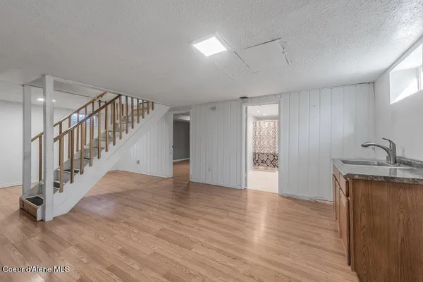 $600,000 | 220 East Orchard Avenue, Hayden, ID 83835