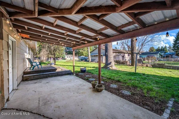 $600,000 | 220 East Orchard Avenue, Hayden, ID 83835