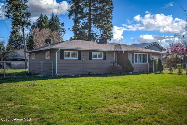$600,000 | 220 East Orchard Avenue, Hayden, ID 83835