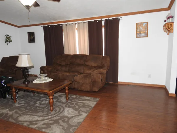 $89,900 | 537 Park Avenue, Belvidere, IL 61008