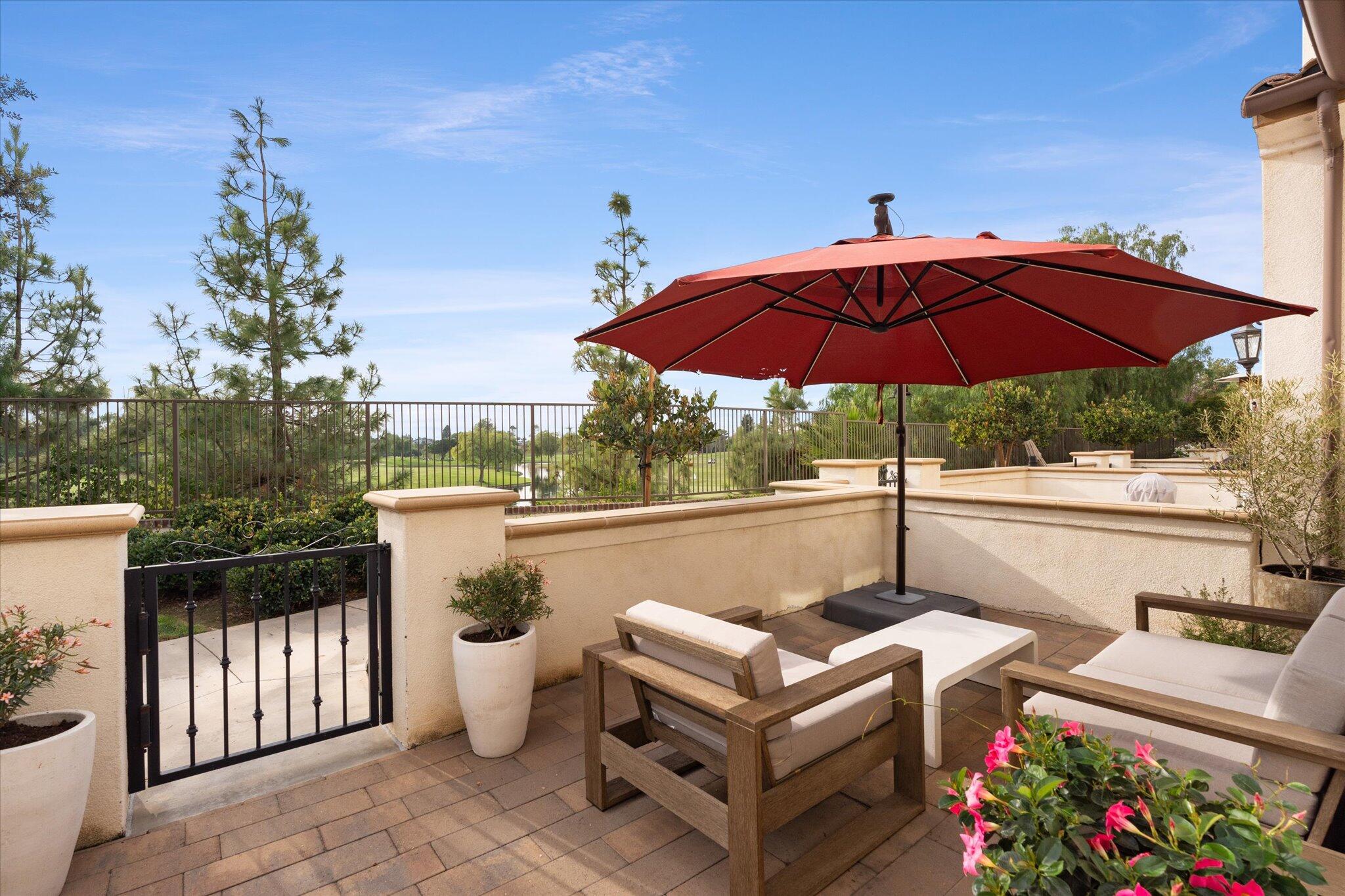 2440 Sanabria Lane Brea, CA 92821 - Photo 29 of 49 32-Front patio