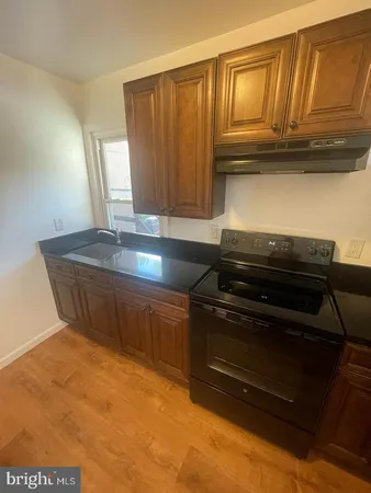 $1,095 | 529 North 3rd Street, Unit B, Camden, NJ 08102