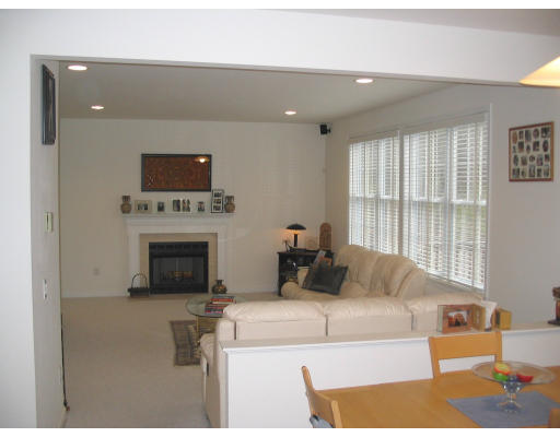 38 Glen Road Hopkinton, MA 01748 - Photo 8 of 13 Gallery Image 8