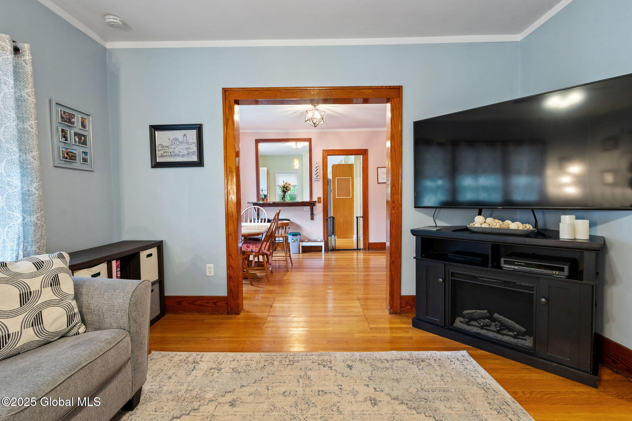 216 Old Loudon Road Colonie, NY 12110 - Photo 7 of 45 7-web-or-mls-216-old-loudon-rd