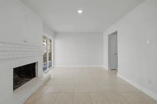 $1,650 | 8095 Meadow Road, Unit 236, Dallas, TX 75231