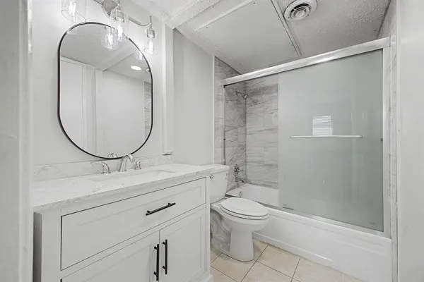 $1,650 | 8095 Meadow Road, Unit 236, Dallas, TX 75231