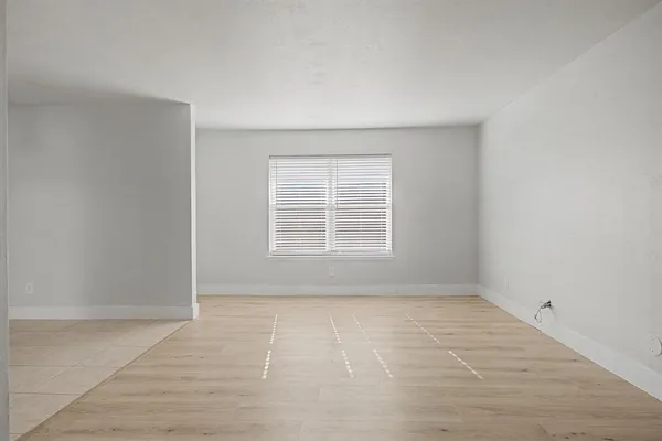 $1,650 | 8095 Meadow Road, Unit 236, Dallas, TX 75231