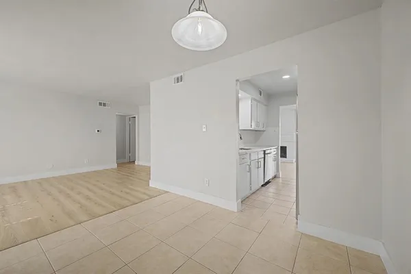 $1,650 | 8095 Meadow Road, Unit 236, Dallas, TX 75231