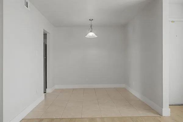 $1,650 | 8095 Meadow Road, Unit 236, Dallas, TX 75231