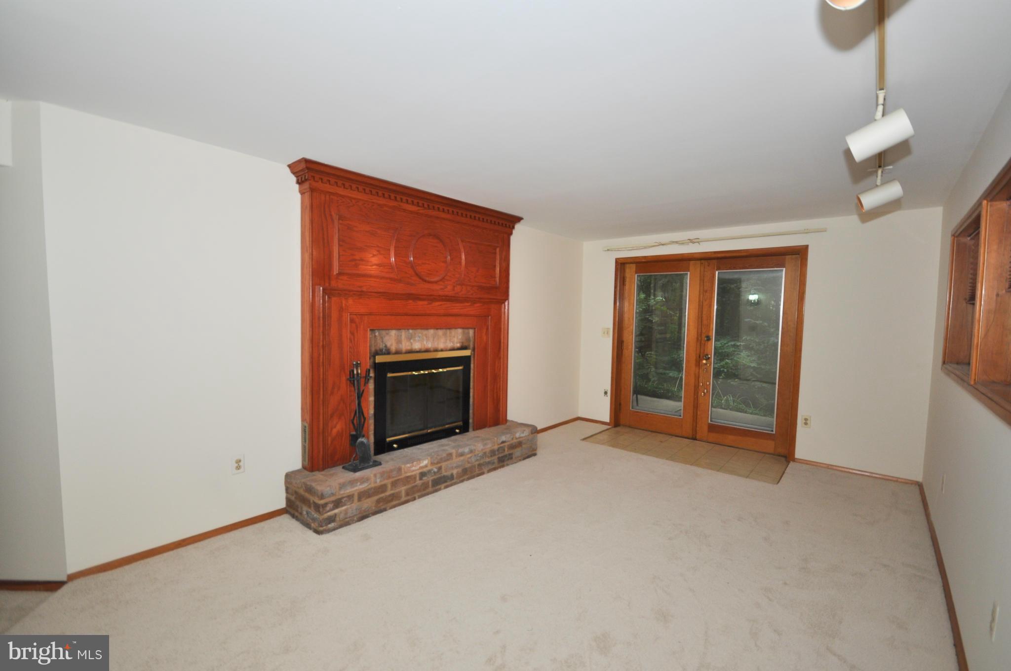 5537 Emory Road Upperco, MD 21155 - Photo 15 of 30 Family Room