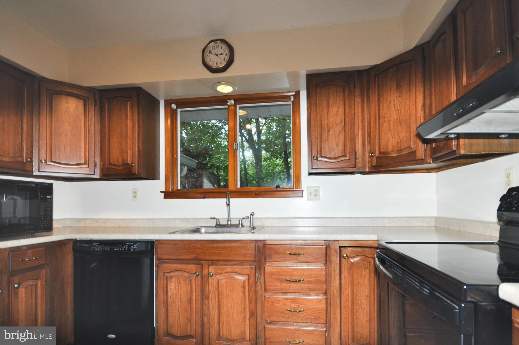 5537 Emory Road Upperco, MD 21155 - Photo 9 of 30 Kitchen