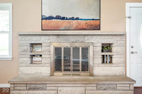 $219,900 | 1974 Highway 28, Alexandria, IN 46001