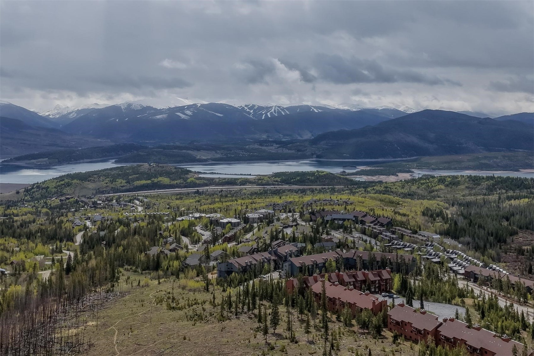 91100 Ryan Gulch Road, Unit 91105 Silverthorne, CO 80498 - Photo 31 of 49 a view of a city with sunset view