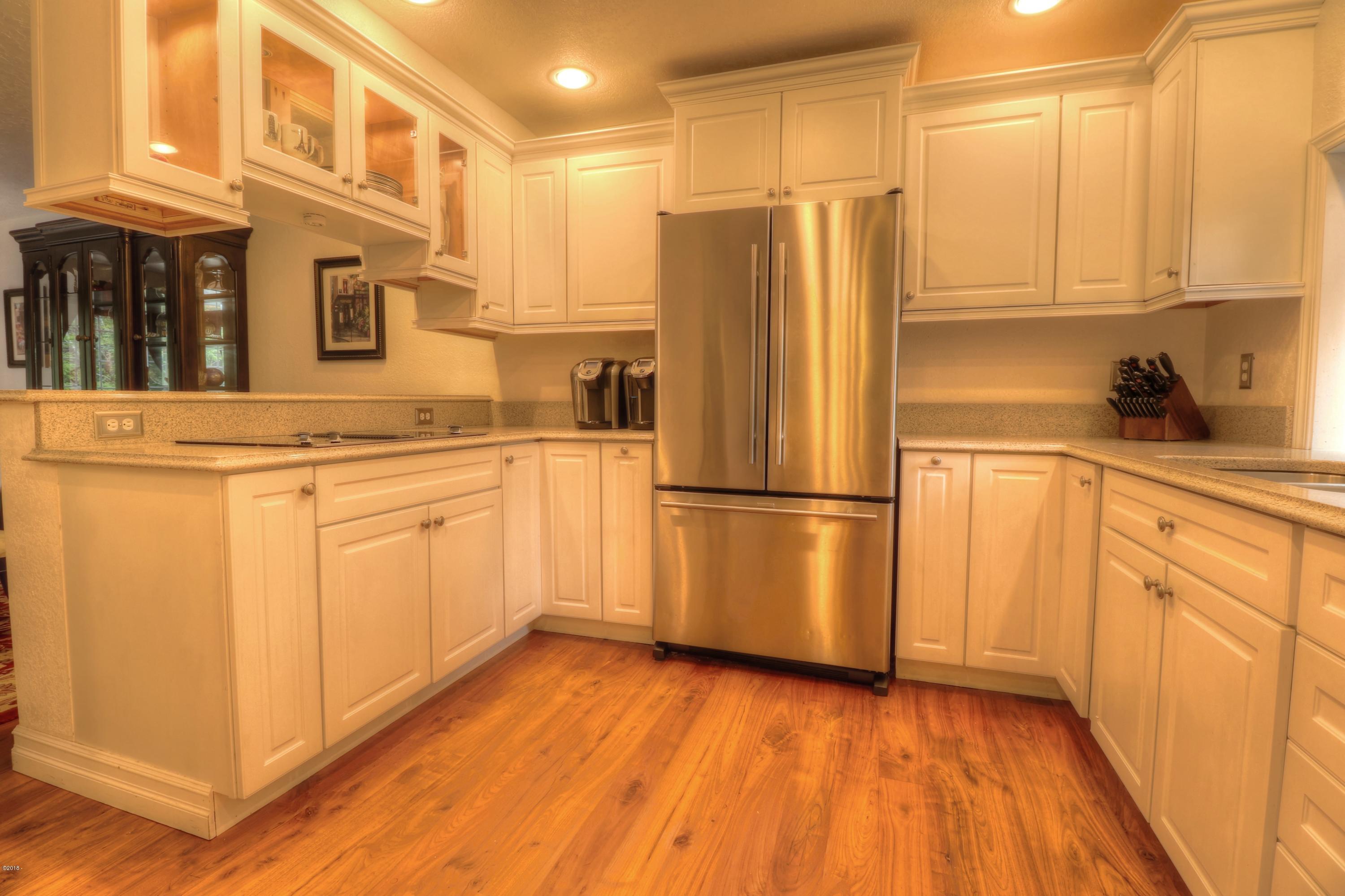 9775 Southeast Cedar Street South Beach, OR 97366 - Photo 8 of 33 Kitchen 2