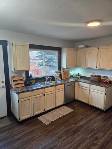 $339,000 | 1200 Elk Mountain Circle, Green River, WY 82935