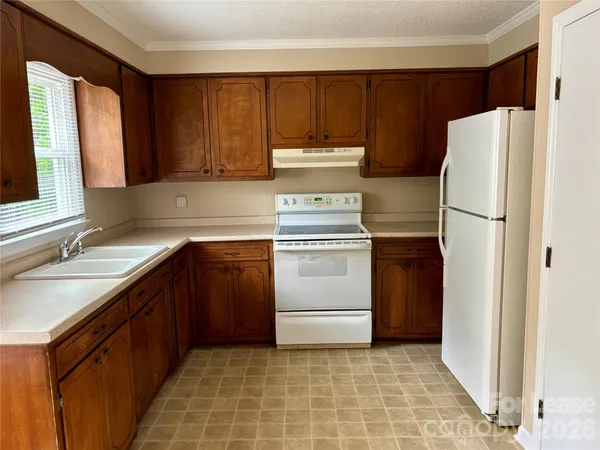 $975 | 1388 Roundtree Lane, Unit 121, Lincolnton, NC 28092