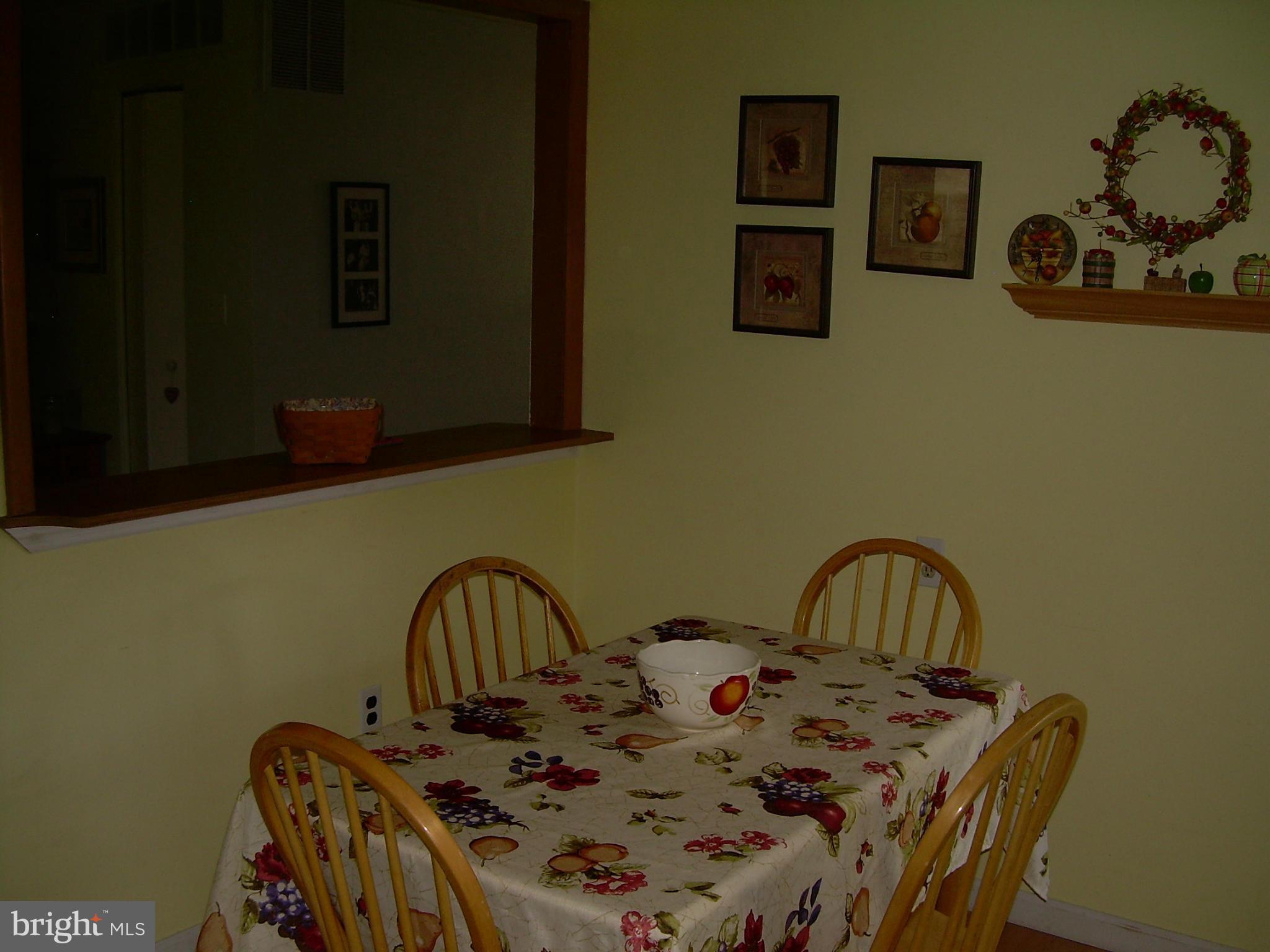 9604 Dundawan Road Baltimore, MD 21236 - Photo 6 of 15 Kitchen