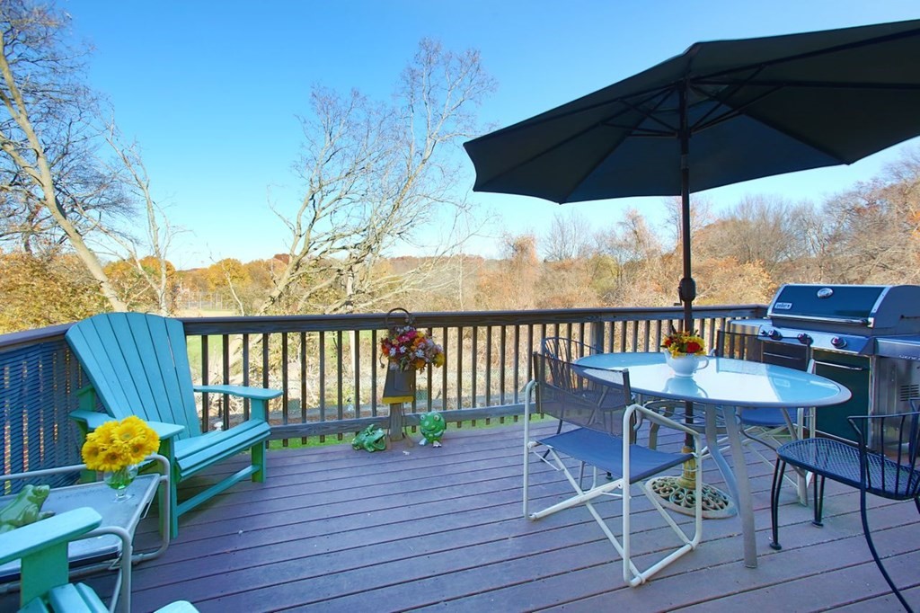32 Diane Road Peabody, MA 01960 - Photo 18 of 21 Gallery Image 18