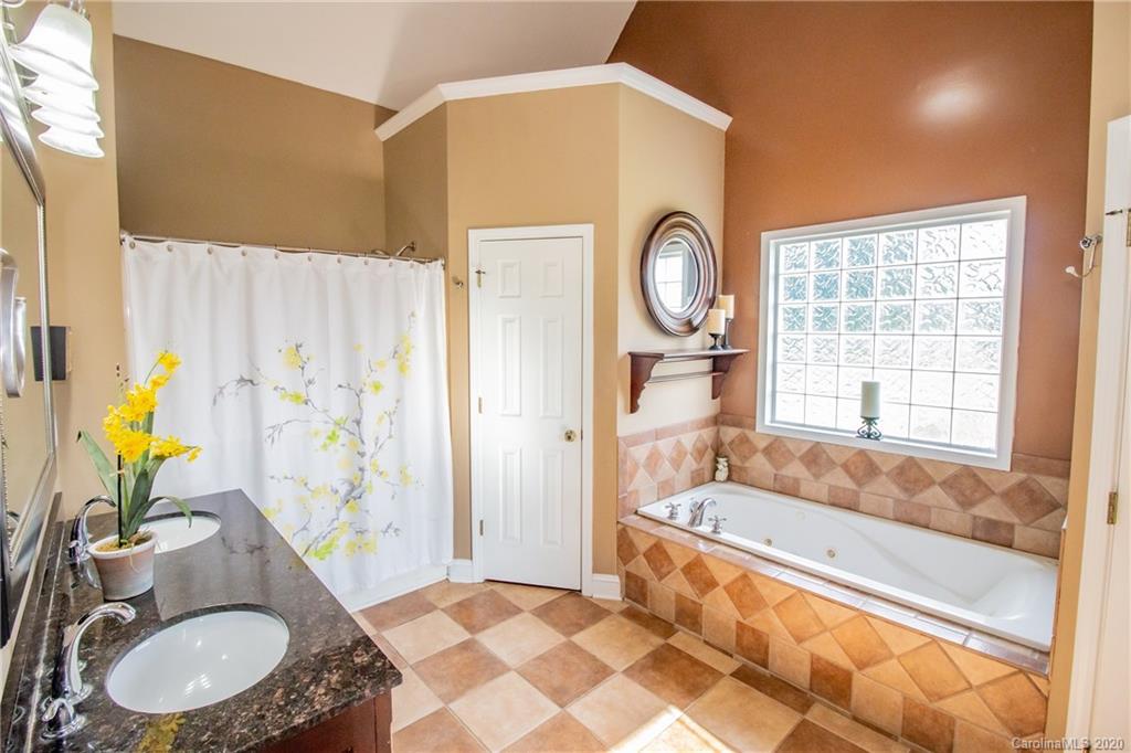 1724 Bolton Road Catawba, NC 28609 - Photo 15 of 25 Gallery Image 15