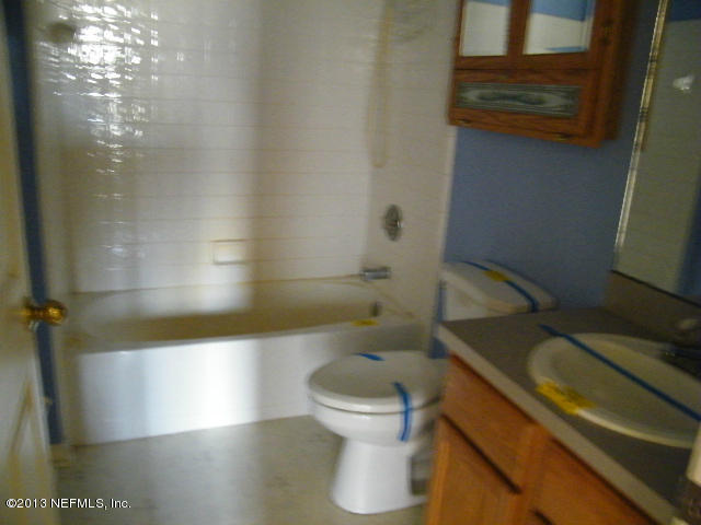 9305 Ford Road Bryceville, FL 32009 - Photo 6 of 10 Bath