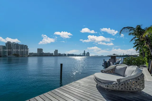 $45,000,000 | 217 East Rivo Alto Drive, Miami Beach, FL 33139