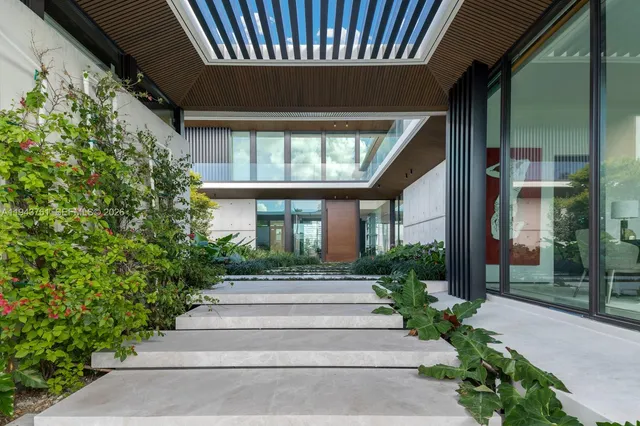 $45,000,000 | 217 East Rivo Alto Drive, Miami Beach, FL 33139