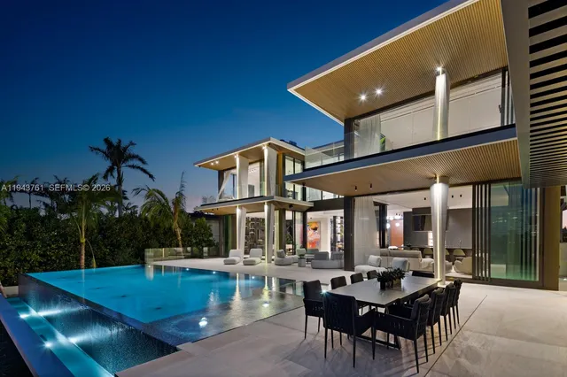 $45,000,000 | 217 East Rivo Alto Drive, Miami Beach, FL 33139