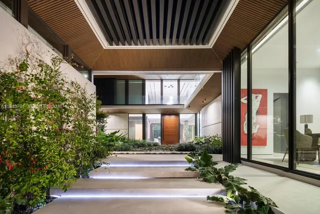 $45,000,000 | 217 East Rivo Alto Drive, Miami Beach, FL 33139