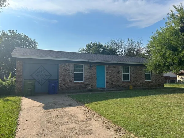 $1,795 | 4605 Navajo Drive, Balch Springs, TX 75180