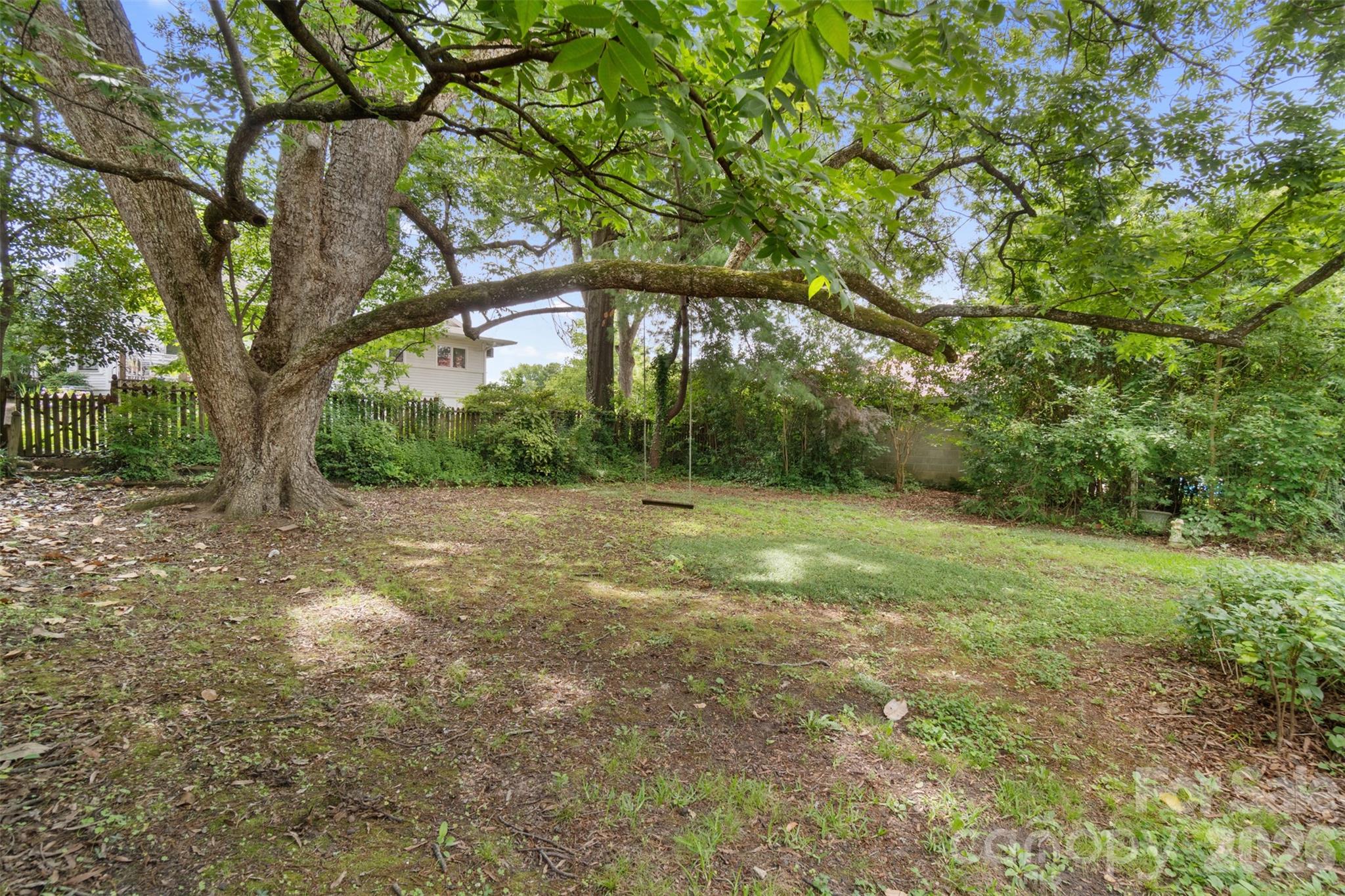 215 South Rutherford Street Wadesboro, NC 28170 - Photo 8 of 31